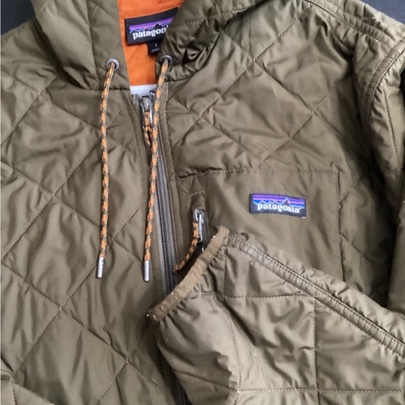 Patagonia olive  Green Hooded Jacket with Orange Interior - Picture 5 of 10